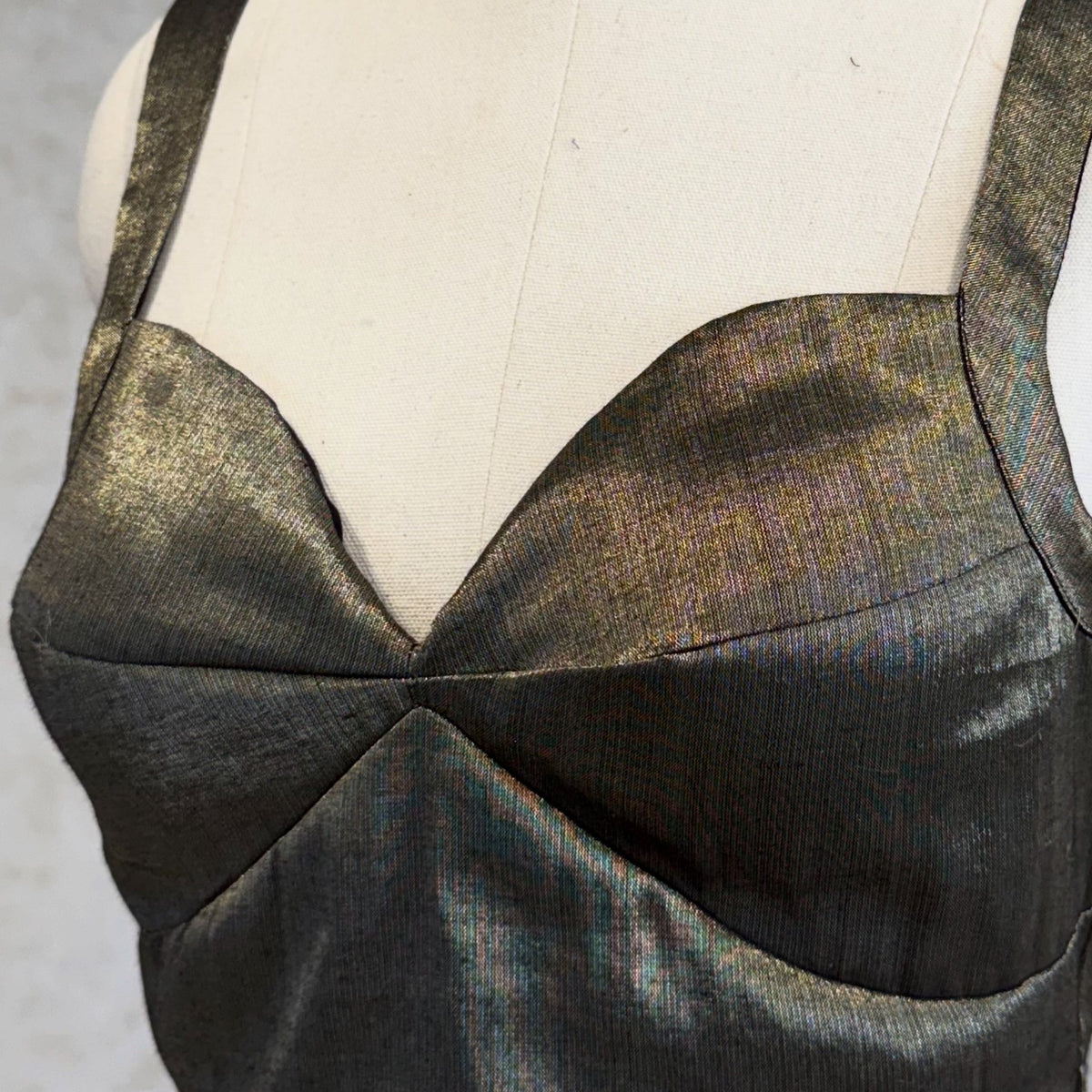 Fish Cut Blouse - Black gold